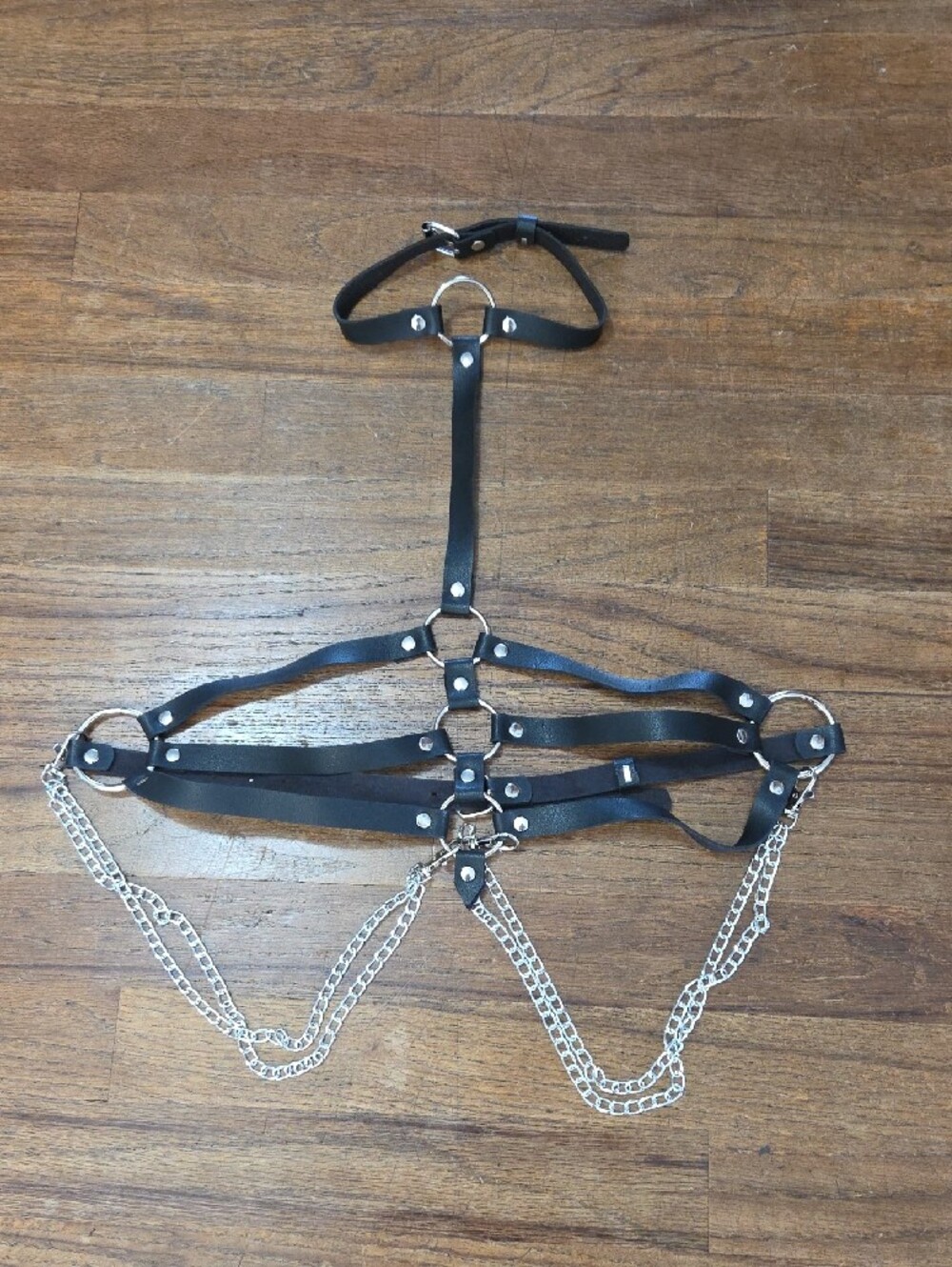 Gothic Faux Leather Harness with Silver Chains - Picture 5 of 8